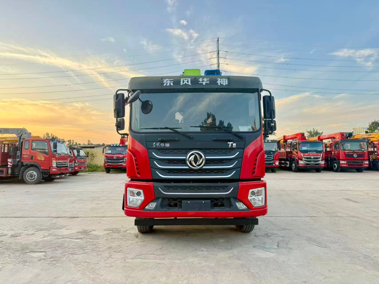 DONGFENG КМУ 270л.с. кран:HAOTIAN 14 т. кран-манипулятор 6×4