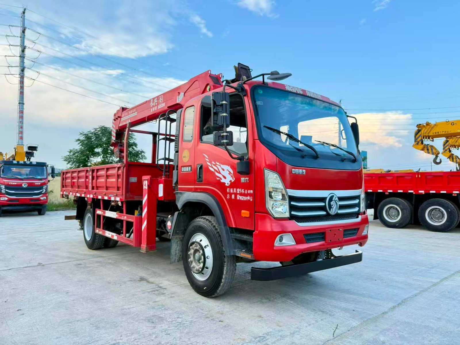 SINOTRUK КМУ 190л.с. кран:CHANGXING 8 т. кран-манипулятор 4×2