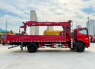 DONGFENG КМУ 200л.с. кран:CLW 8 т. кран-манипулятор 4×2
