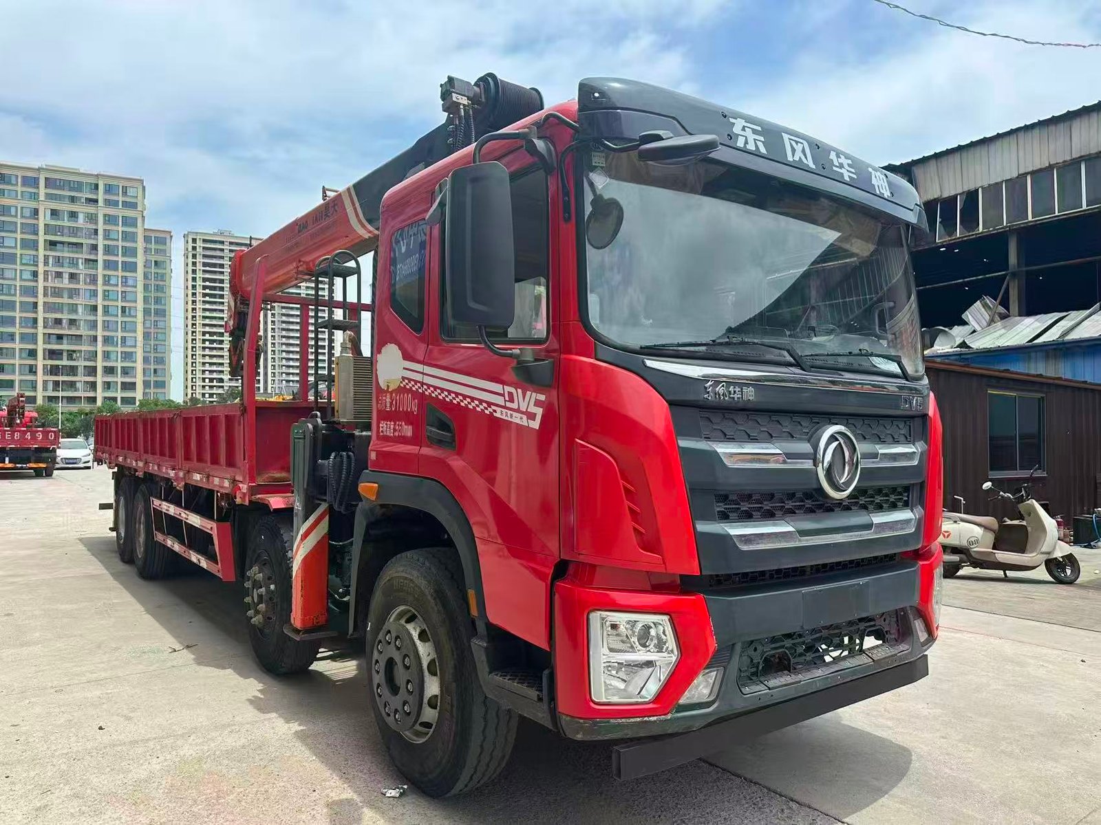 DONGFENG КМУ 350л.с. кран:HAOTIAN 14 т. кран-манипулятор 8×4