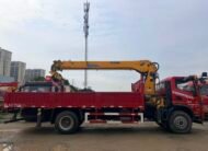 DONGFENG КМУ 200л.с. кран:XCMG 8 т. кран-манипулятор 4×2