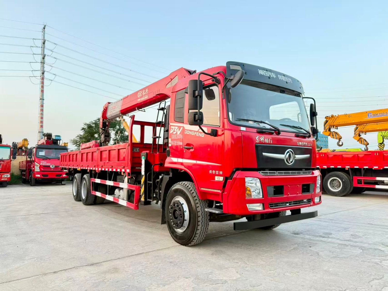 DONGFENG КМУ 270л.с. кран:CHANGXING 12 т. кран-манипулятор 6×4