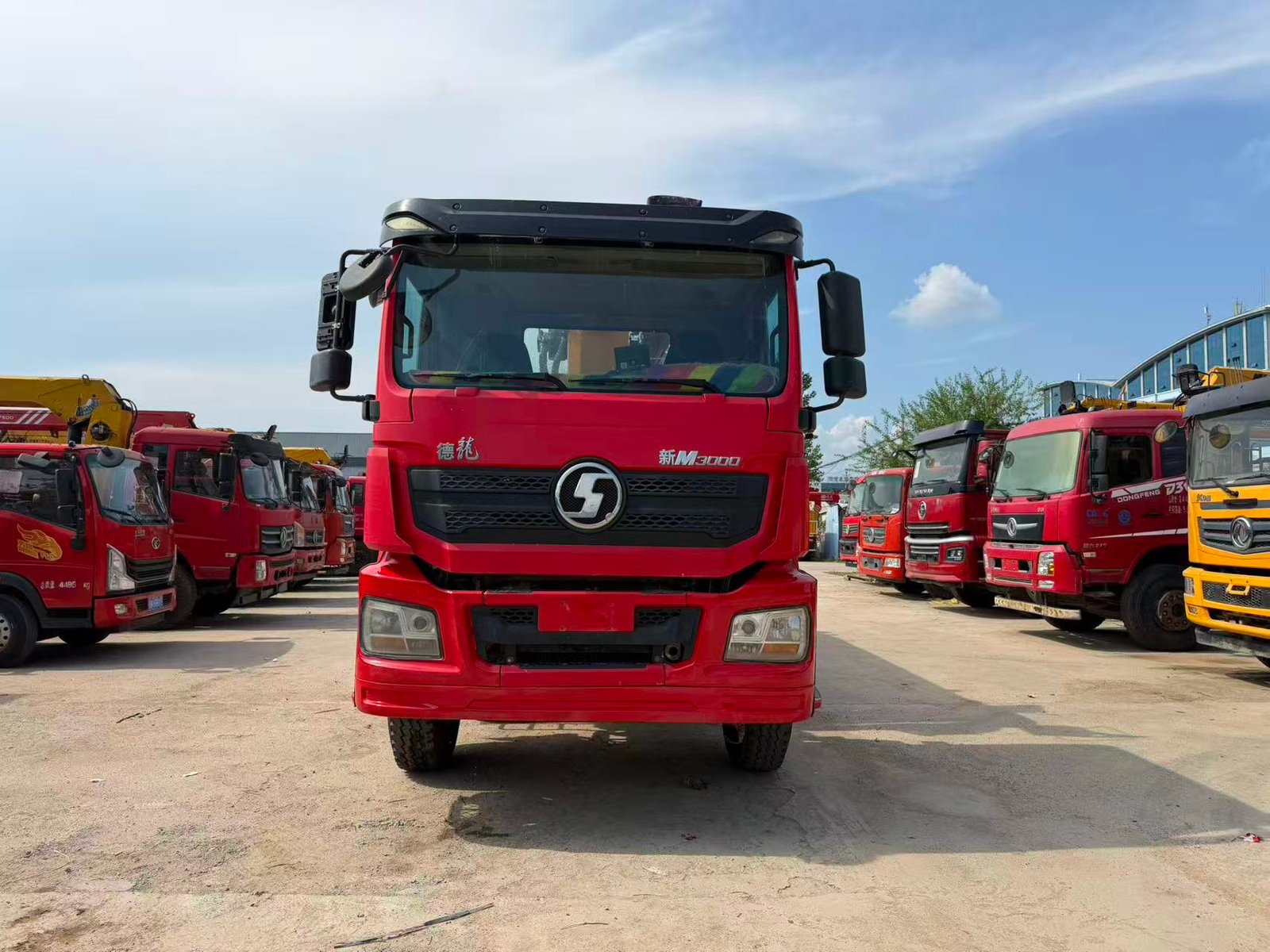 SHACMAN КМУ 350л.с. кран:XCMG 14 т. кран-манипулятор 8×4