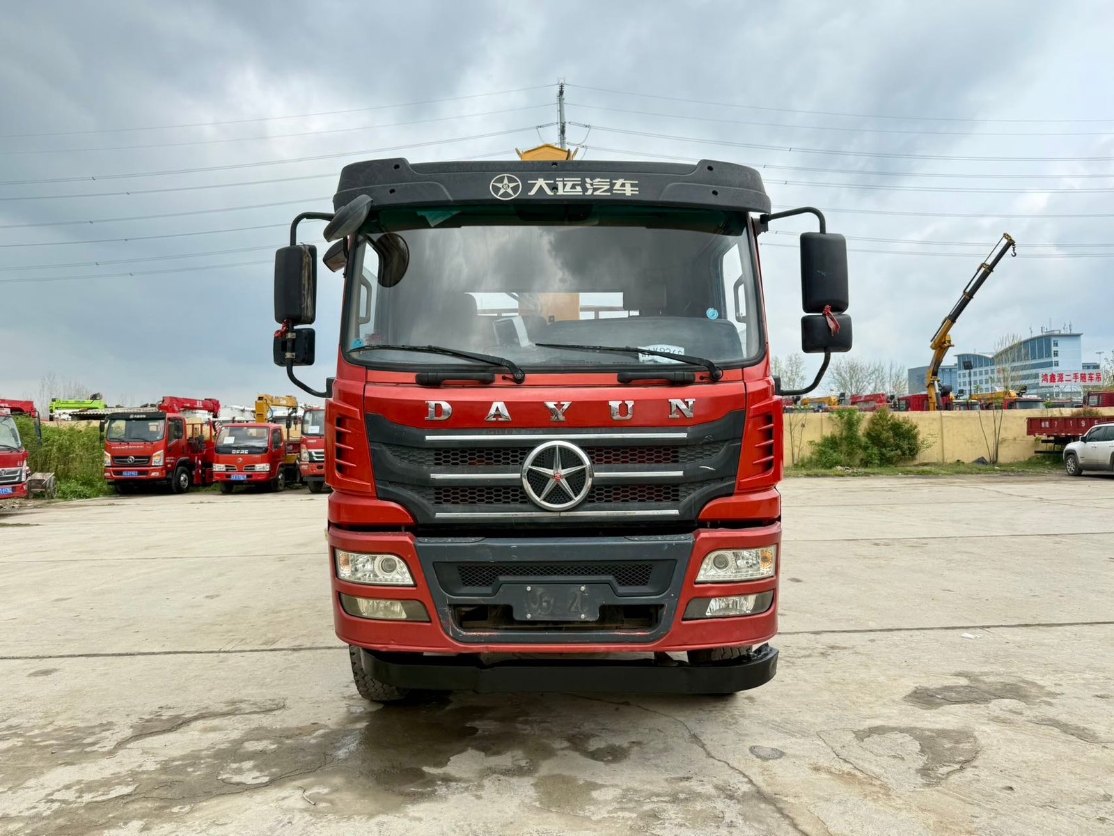 DAYUN КМУ 220л.с. — кран:XCMG 10 тонн кран-манипулятор