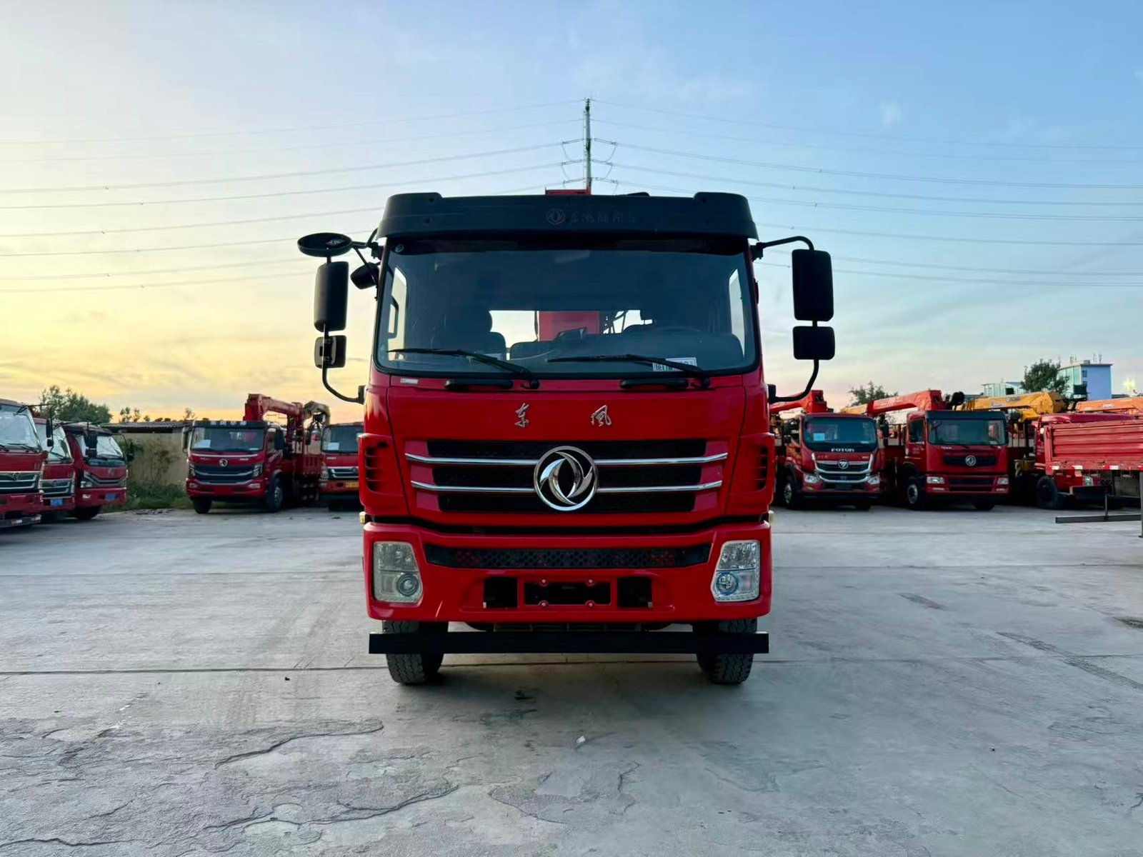 DONGFENG КМУ 245л.с. кран:Palfinger 12 т. кран-манипулятор 6×2