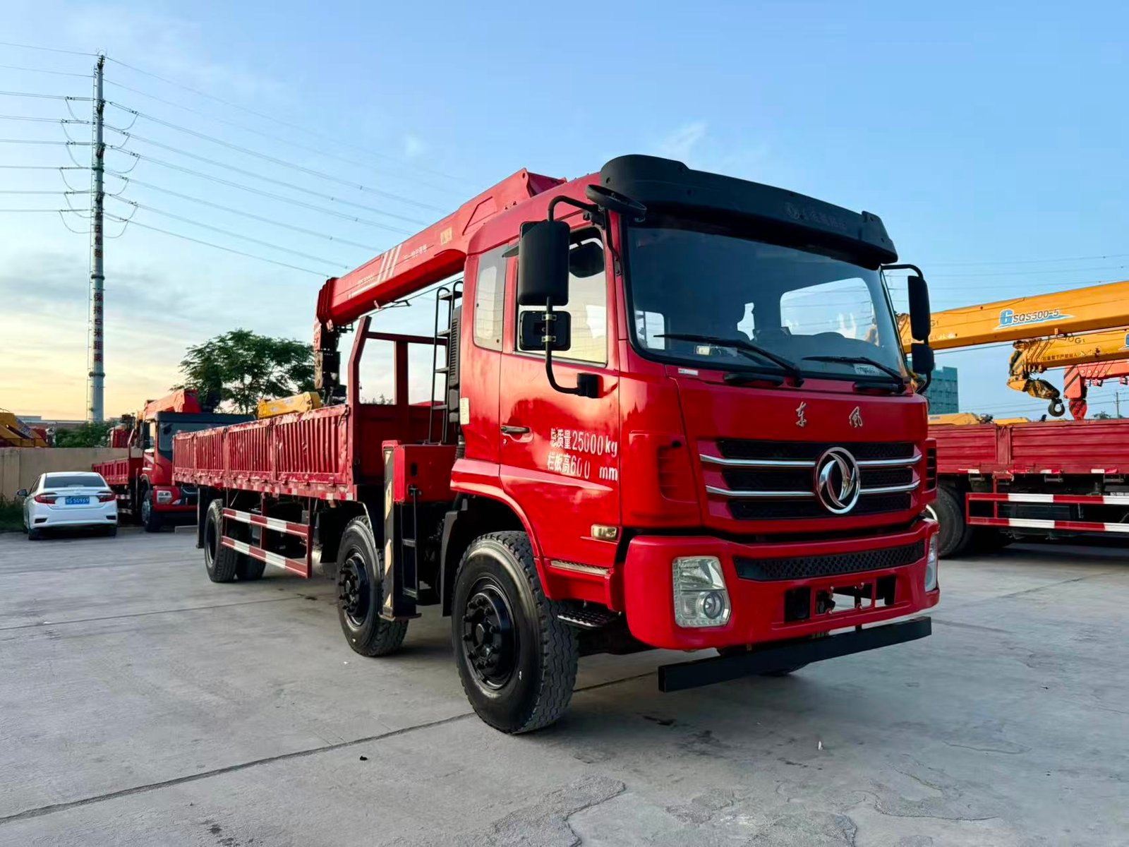 DONGFENG КМУ 245л.с. кран:Palfinger 12 т. кран-манипулятор 6×2