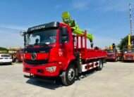 SHACMAN КМУ 220л.с. кран:ZOOMLION 8 т. кран-манипулятор 4×2