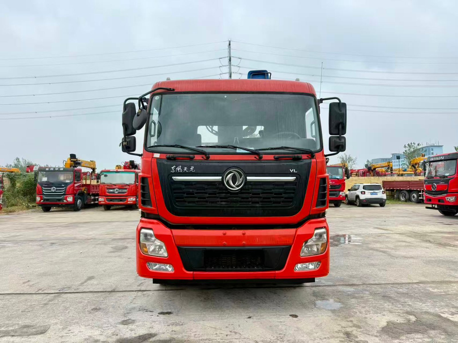 DONGFENG КМУ 360л.с. кран:HAOTIAN 14 т. кран-манипулятор 8×4