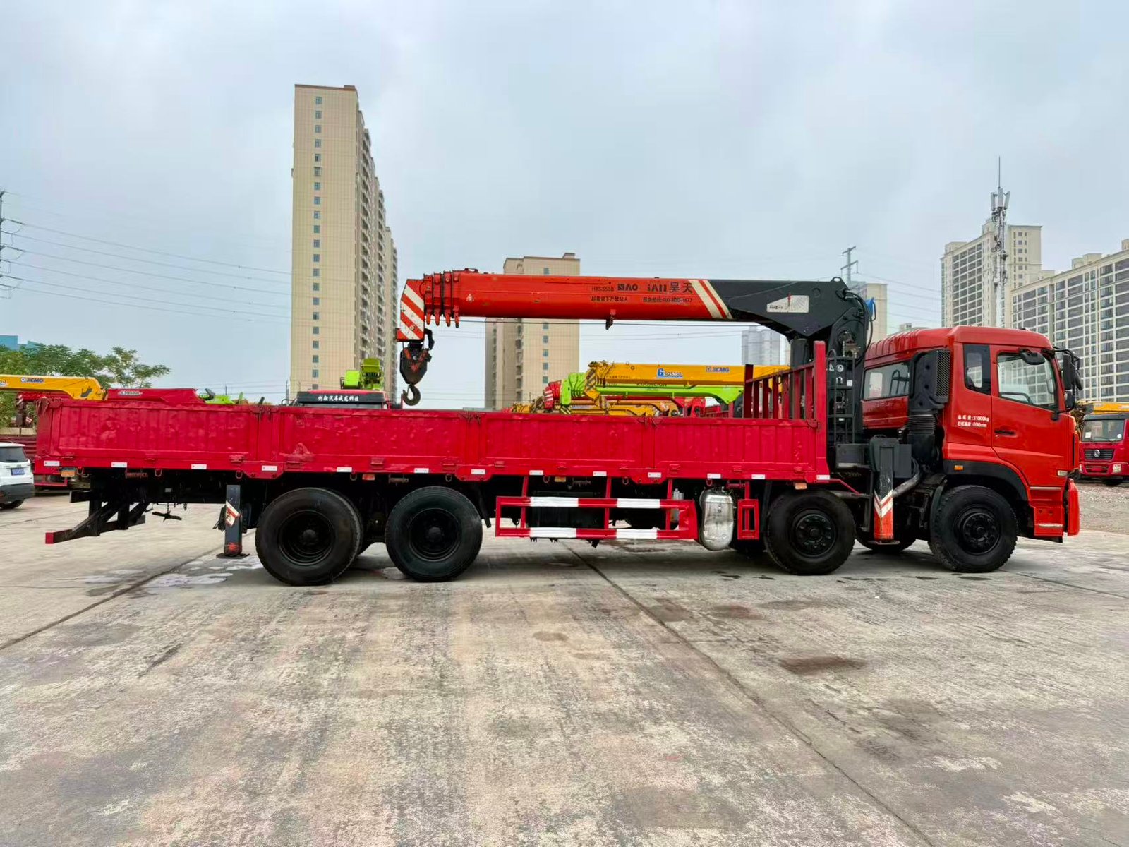 DONGFENG КМУ 360л.с. кран:HAOTIAN 14 т. кран-манипулятор 8×4